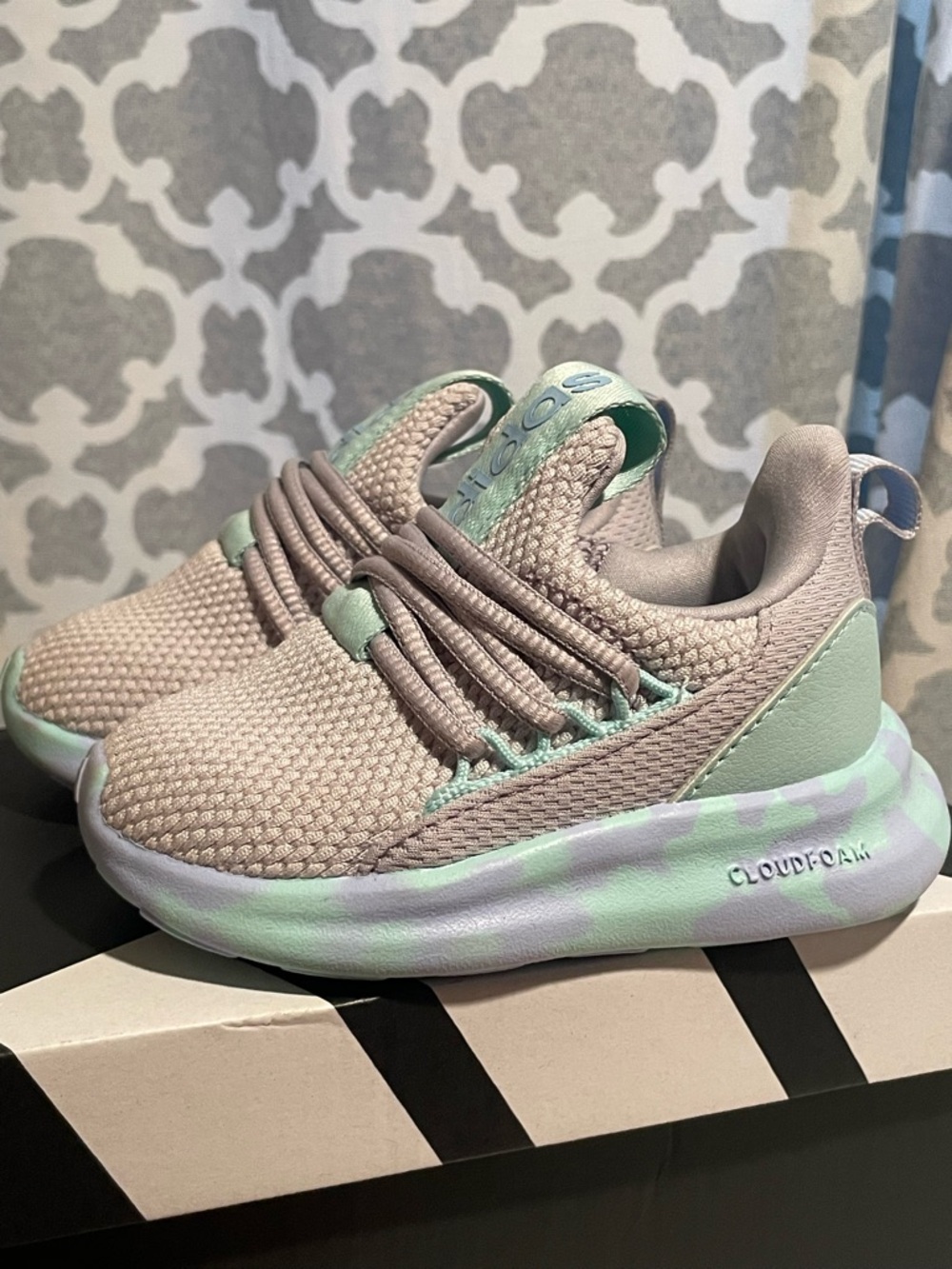 Adidas toddler 5K Knit Athletic Sneakers in Mint and grey